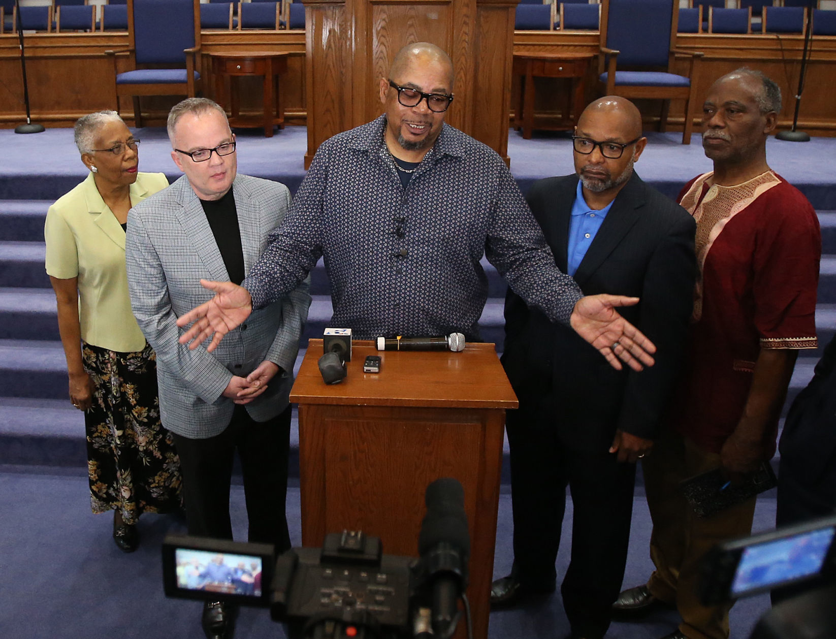 Local clergy support Waco ISD Superintendent A. Marcus Nelson